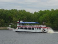 La Crosse Queen Cruise Mississippi river boat